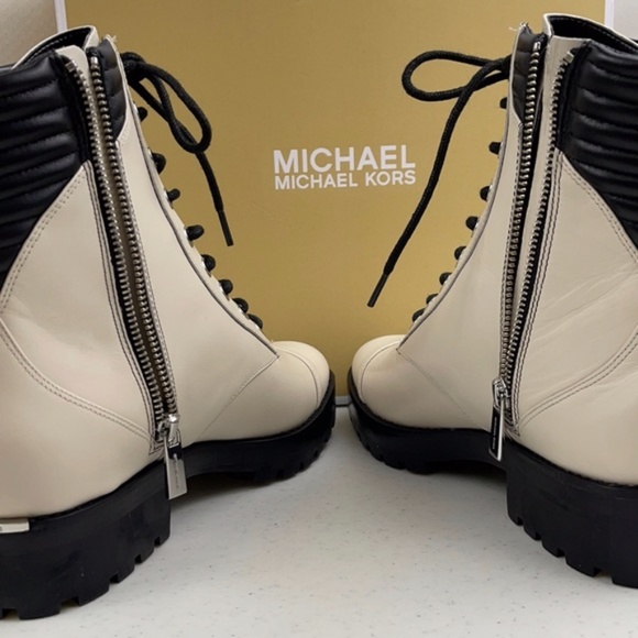 Michael Kors Leather Bastian Ankle Boot Lt Cream Sz 7 New with box - Picture 7 of 12